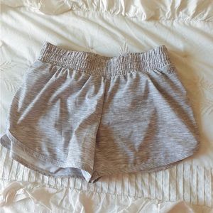 DSG shorts, kid size s